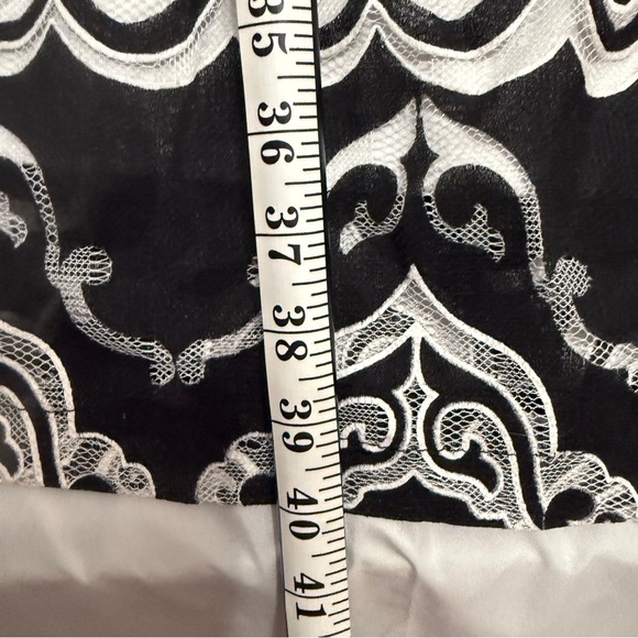 Rabbit Rabbit Rabbit Black & White Sleeveless Patterned Midi Dress - Picture 3 of 6